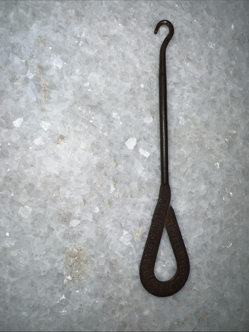 Antique 1900’s button fasteners and bottle opener - Picture 4 of 15